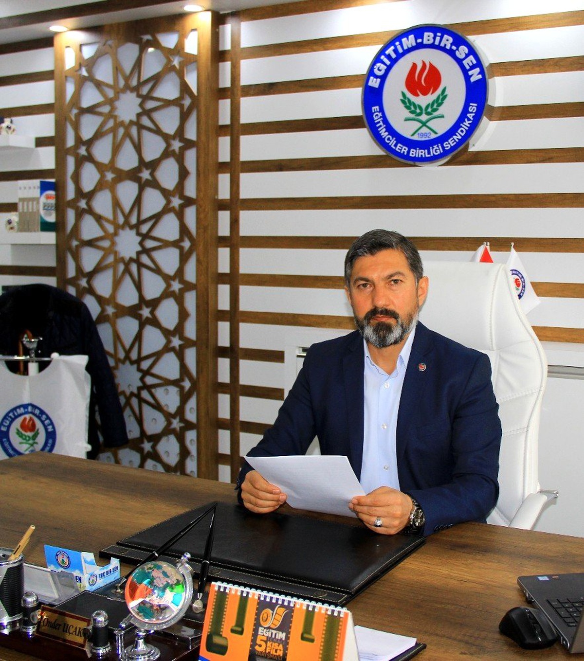 Uçak\'tan sözde yüzyılın anlaşmasına tepki