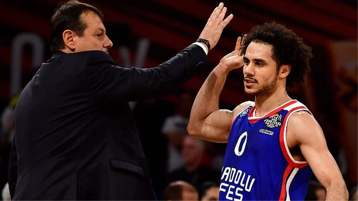 ABD\'li basketbolcu Shane Larkin Türk Milli Takımı\'nı tercih etti