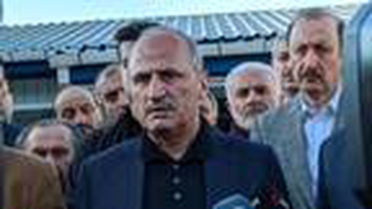 Bakan Turhan: Bu afetleri siyasete alet etmememiz lazım (2)