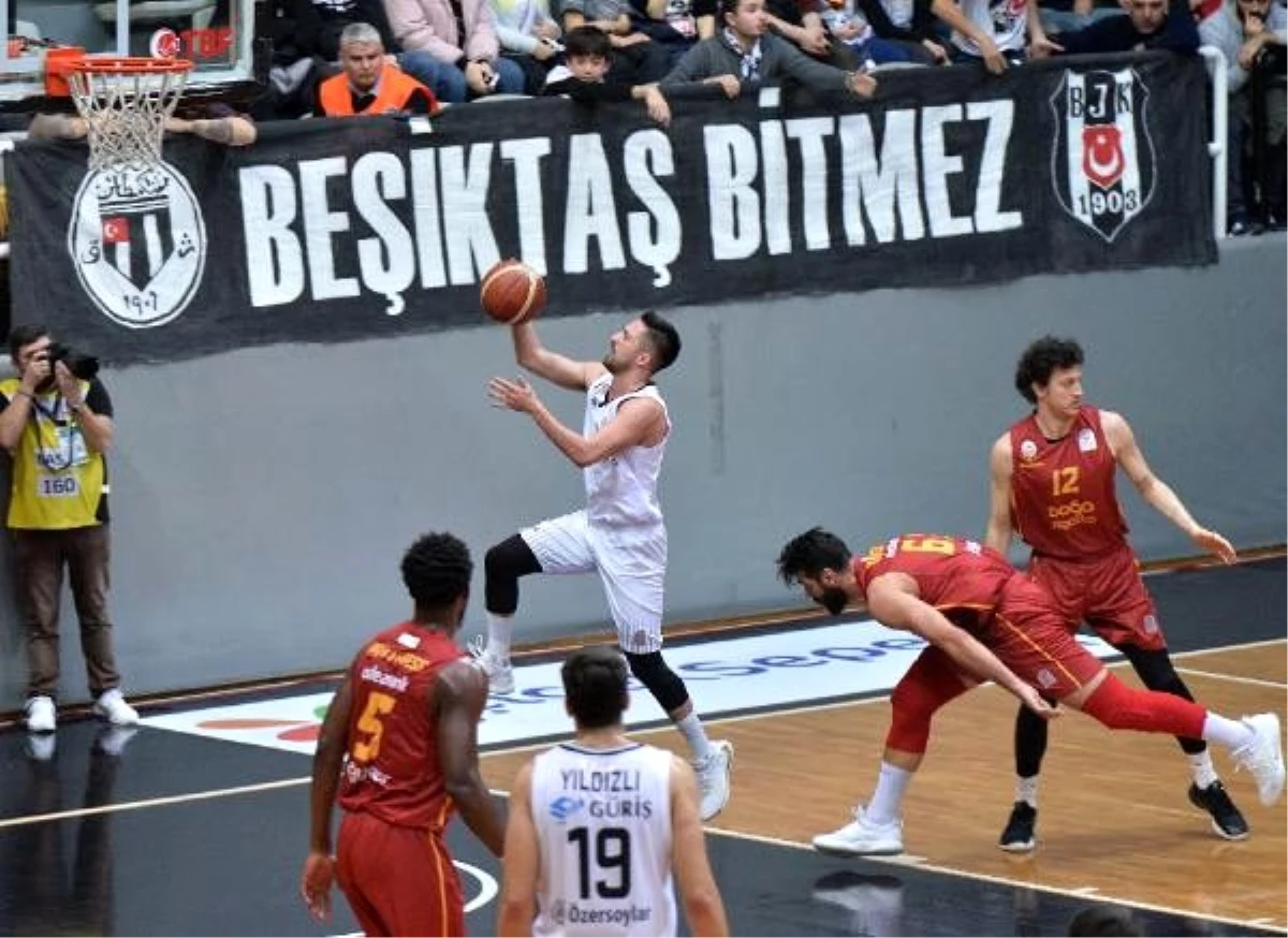 Beşiktaş Sompo Sigorta - Galatasaray Doğa Sigorta: 74-68