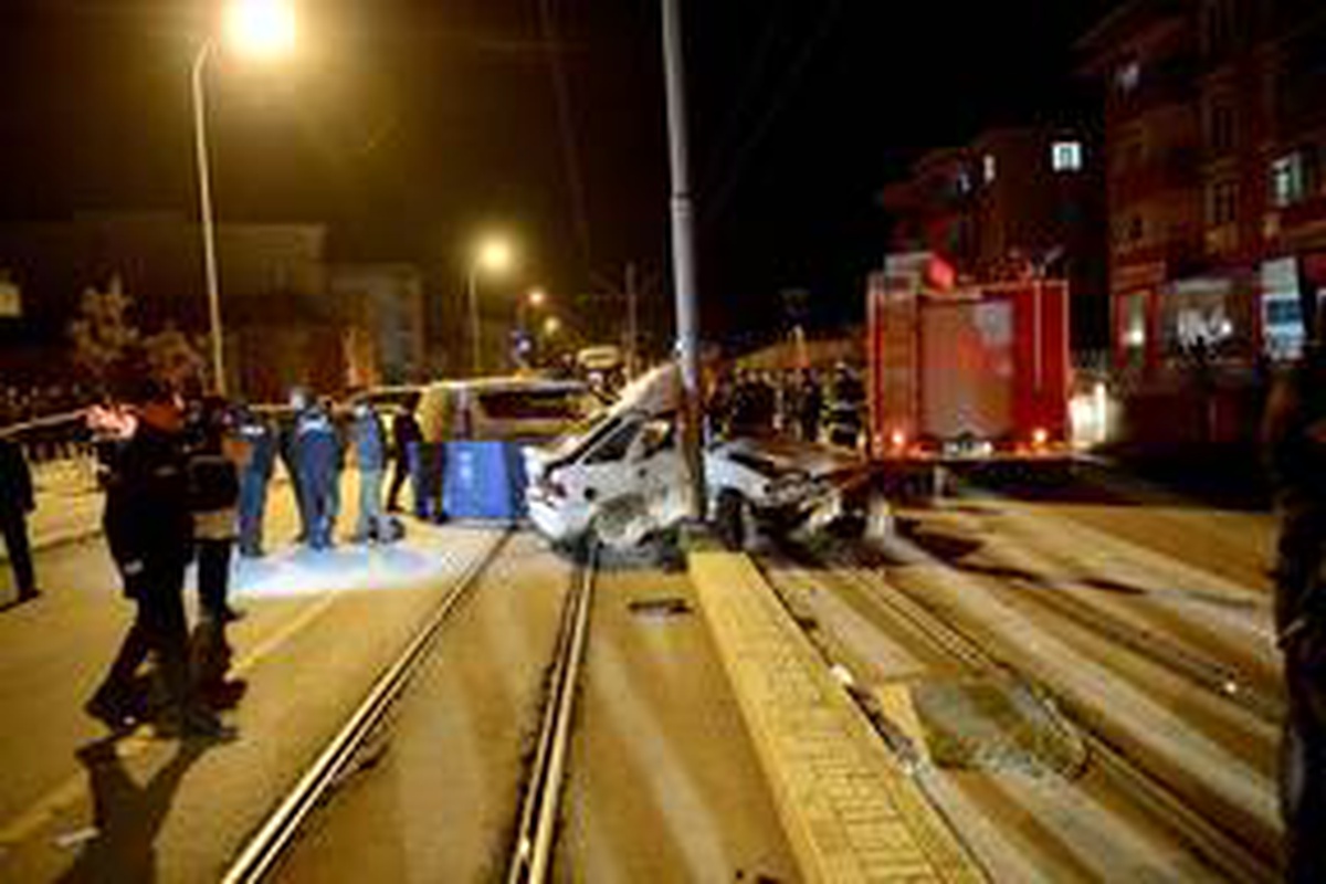 Eskişehir\'de trafik kazası: 1 ölü, 1 yaralı
