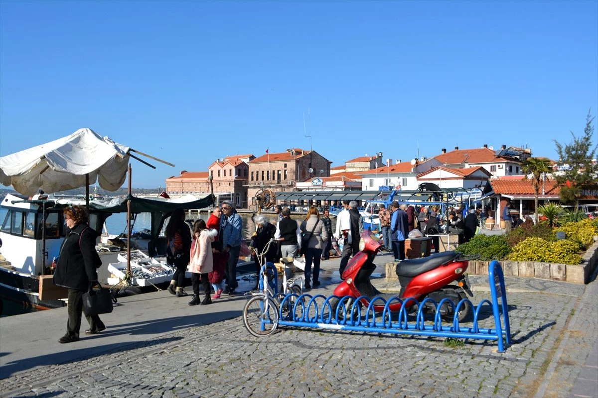 Kuzey Ege\'de vatandaşlar kış mevsiminde bahar havası yaşadı