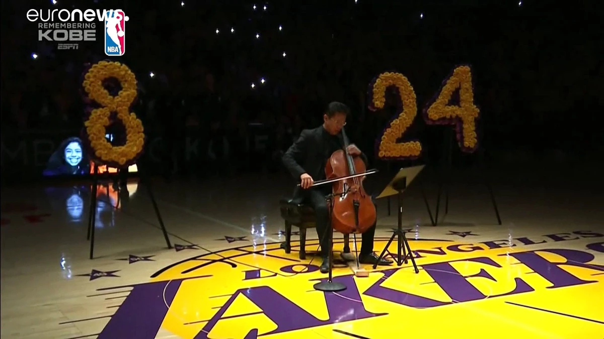 Video: Los Angeles Lakers\'tan Kobe Bryant ve kızı için anma töreni