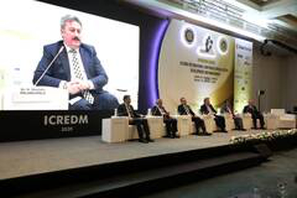 Başkan Palancıoğlu, Gayrimenkul Konferansına katıldı