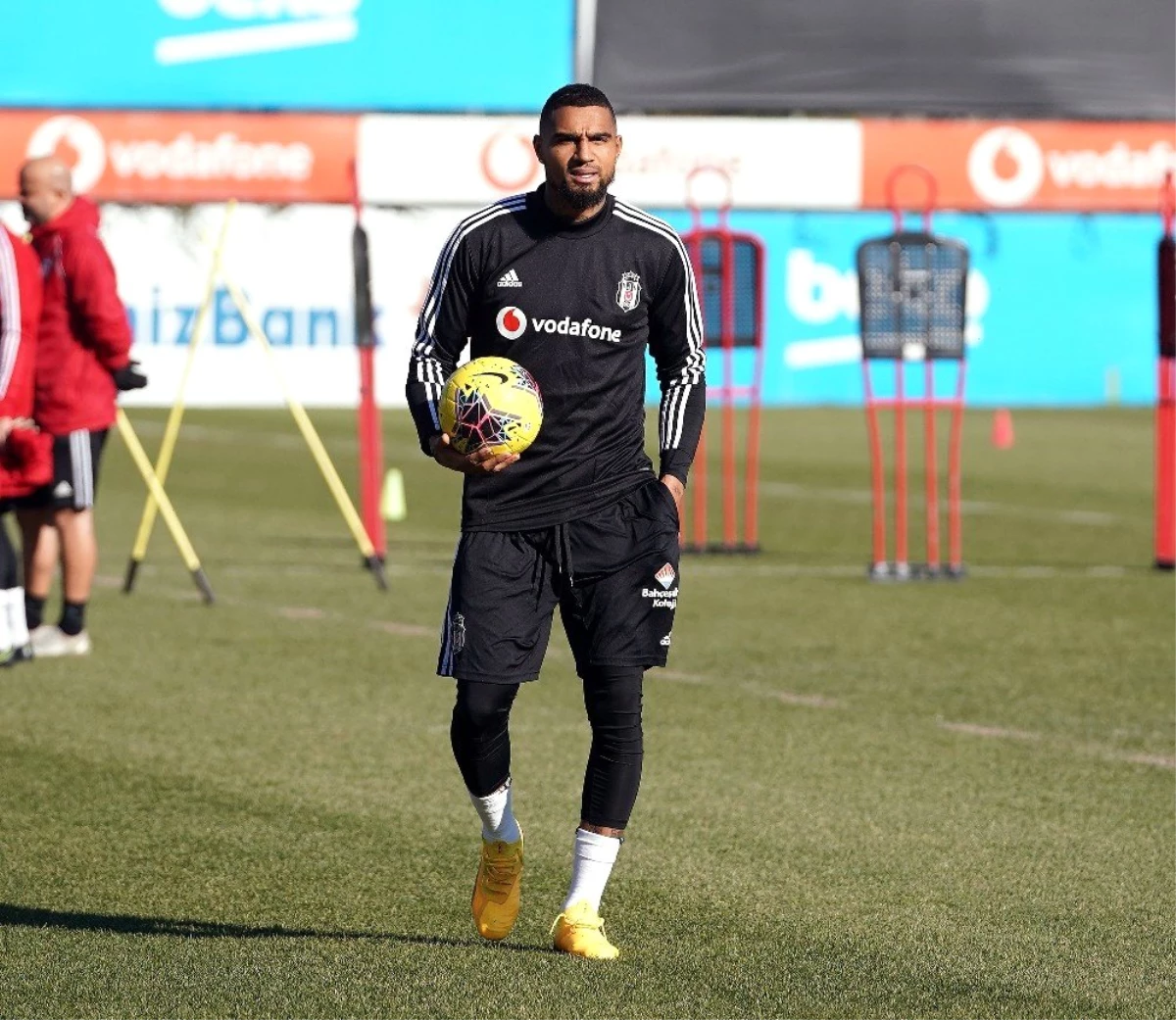Beşiktaş\'ta Boateng sahaya çıktı