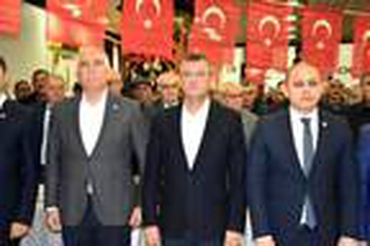CHP\'li Özel: Erken seçime dünden razıyız