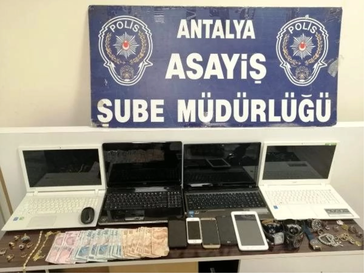 Hırsızlık için 1 ay önce Antalya\'ya gelen 3 şüpheli yakalandı