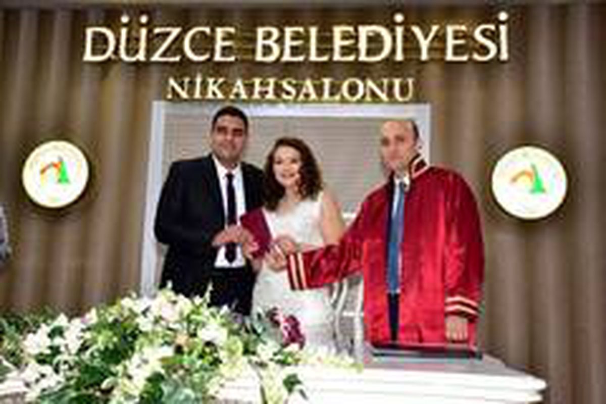Nikah dairesinde 02.02.2020 yoğunluğu