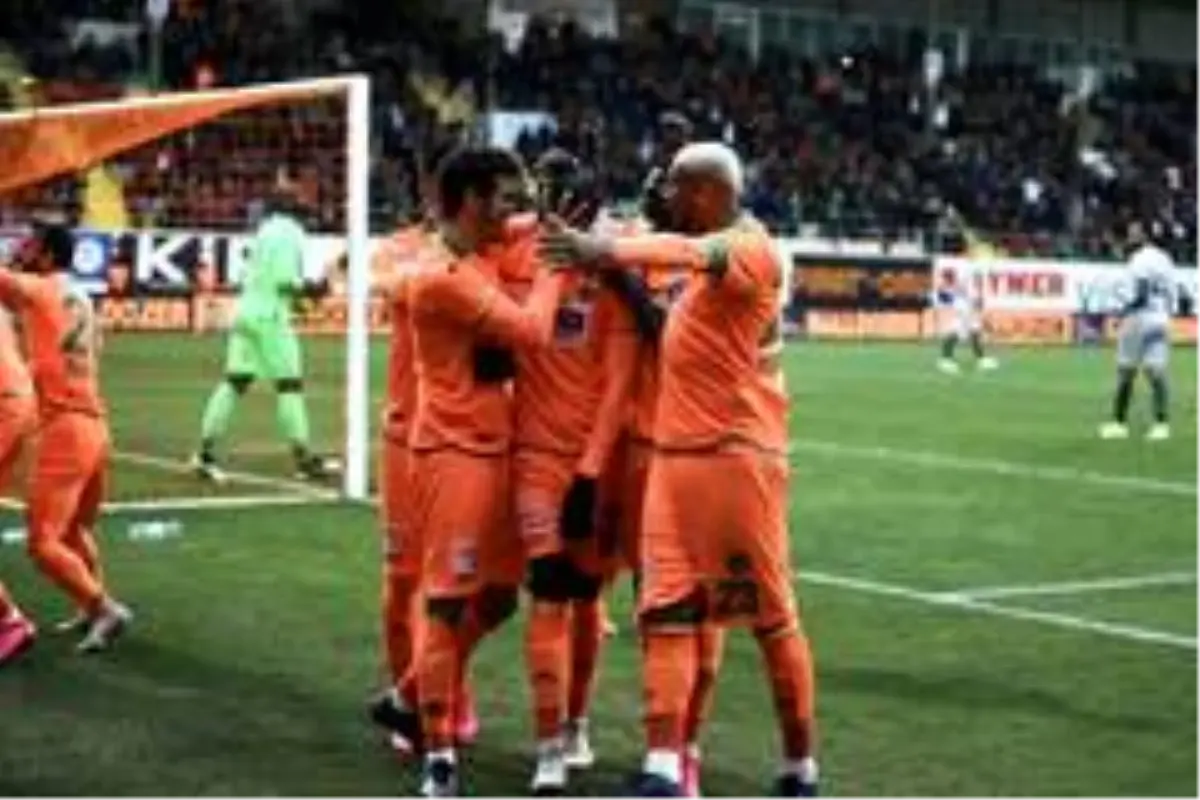 Süper Lig: Alanyaspor: 2 - Yeni Malatyaspor: 1 (Maç sonucu)