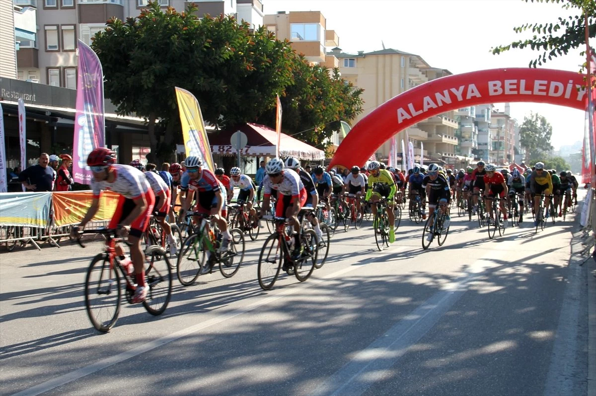 Türkiye Bisiklet Şampiyonası Sezon Açılışı Yol Yarışları tamamlandı