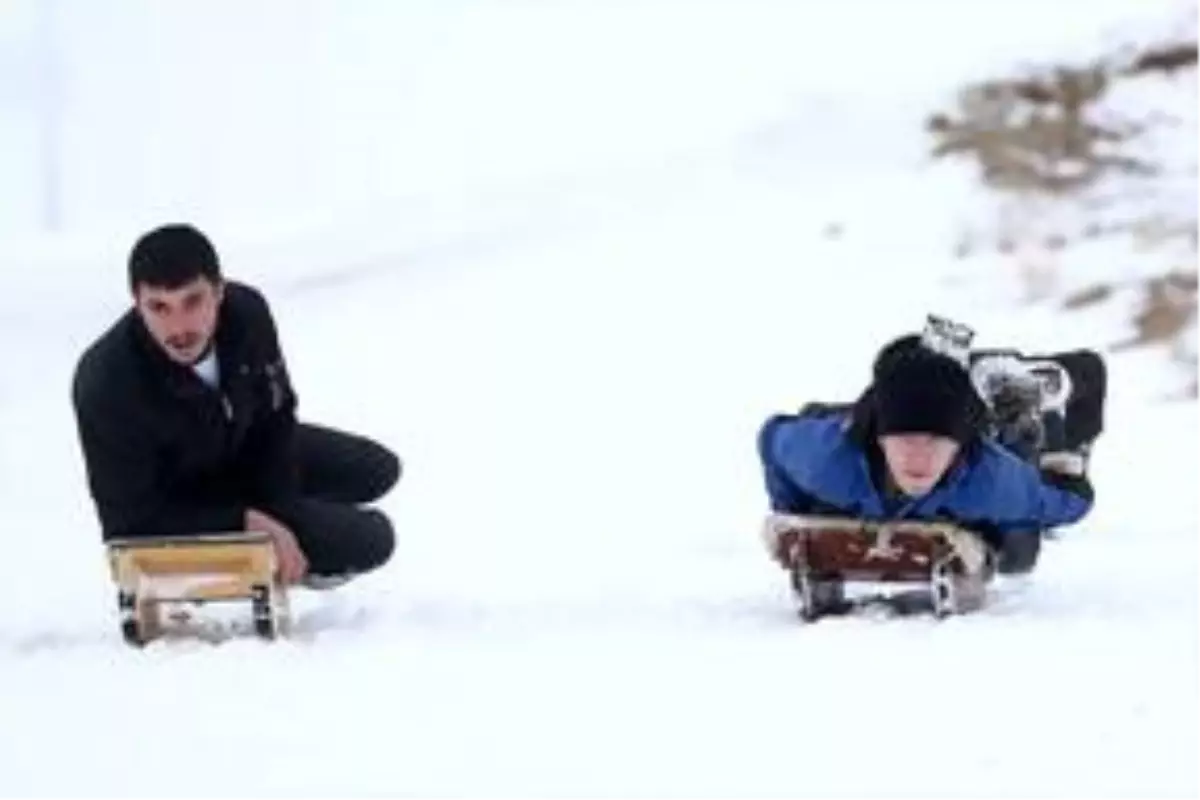 Yarıyıl tatilinin son gününde vatandaşlar Erciyes\'e akın etti