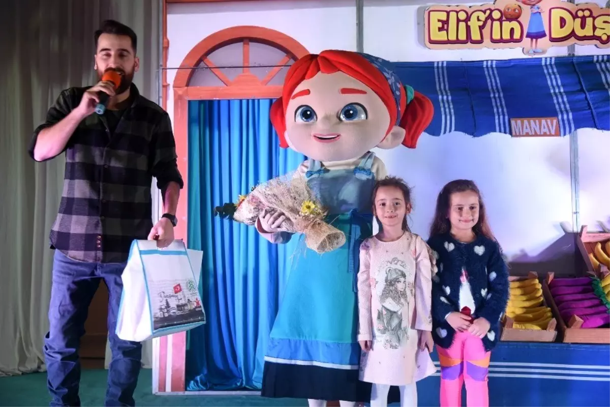 Elif\'in Düşleri Müzikaline Çocuklar Akın Etti