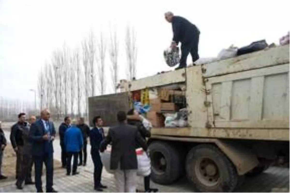 Iğdır\'da Elazığ depremzedeleri için yardım kampanyası düzenlendi