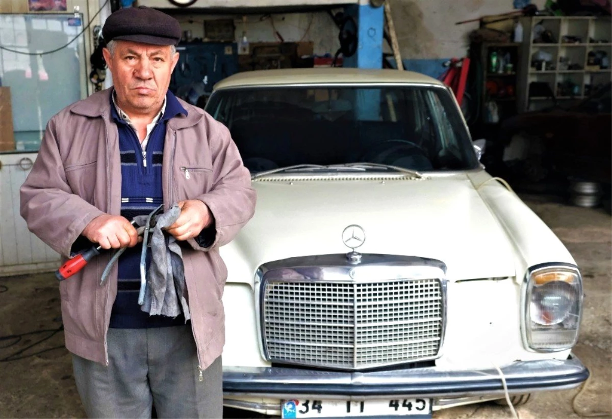 Klasik otomobillere adanmış bir hayat