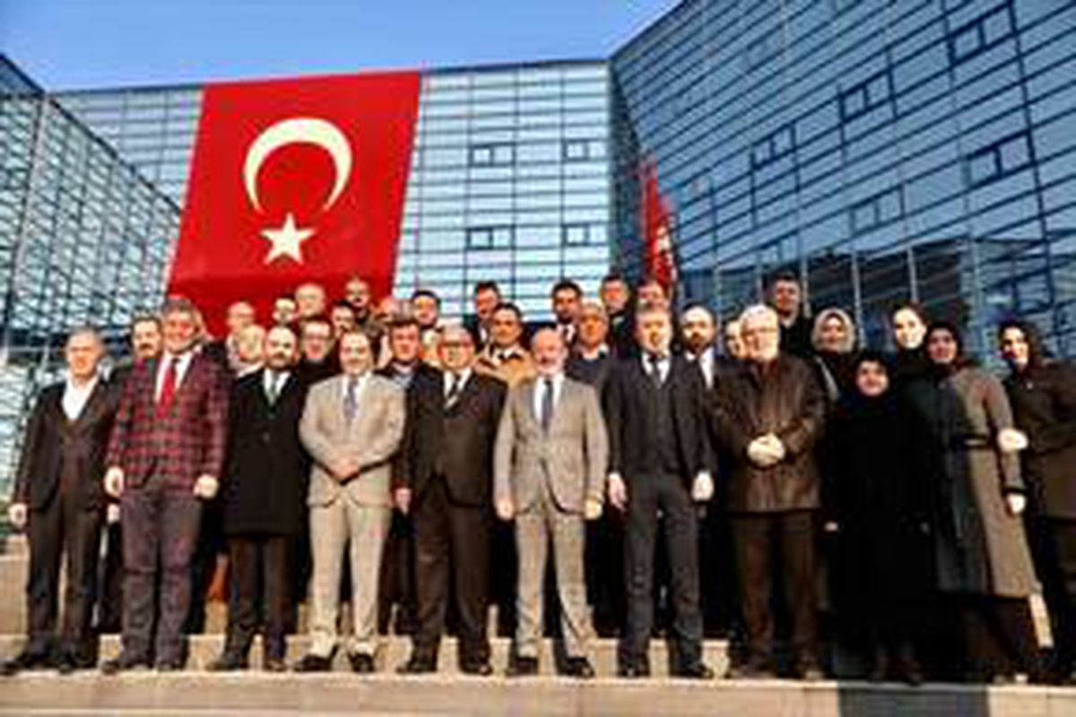 Kocasinan Belediyesi meclis üyeleri, huzur haklarını depremzedelere bağışladı