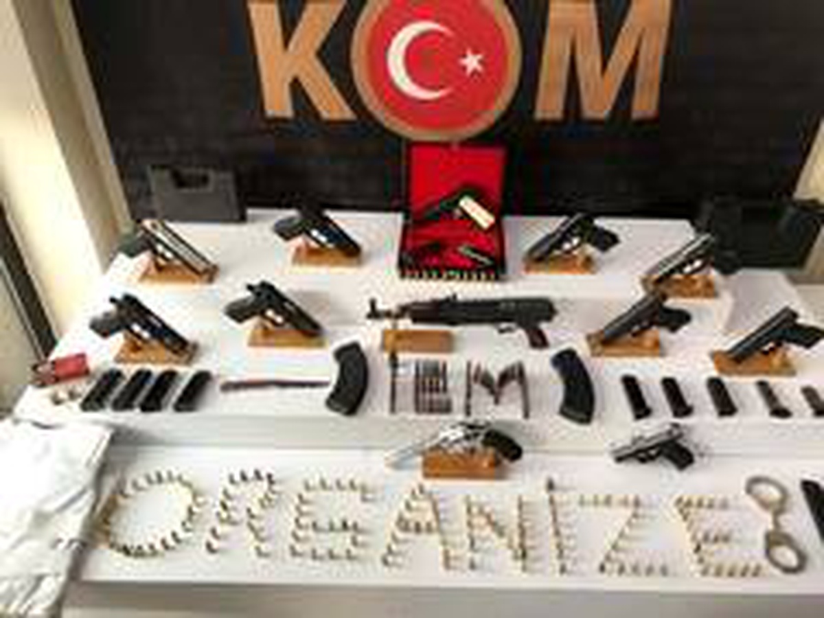 Rus mafyasına mensup 17 kişi adliyeye sevk edildi