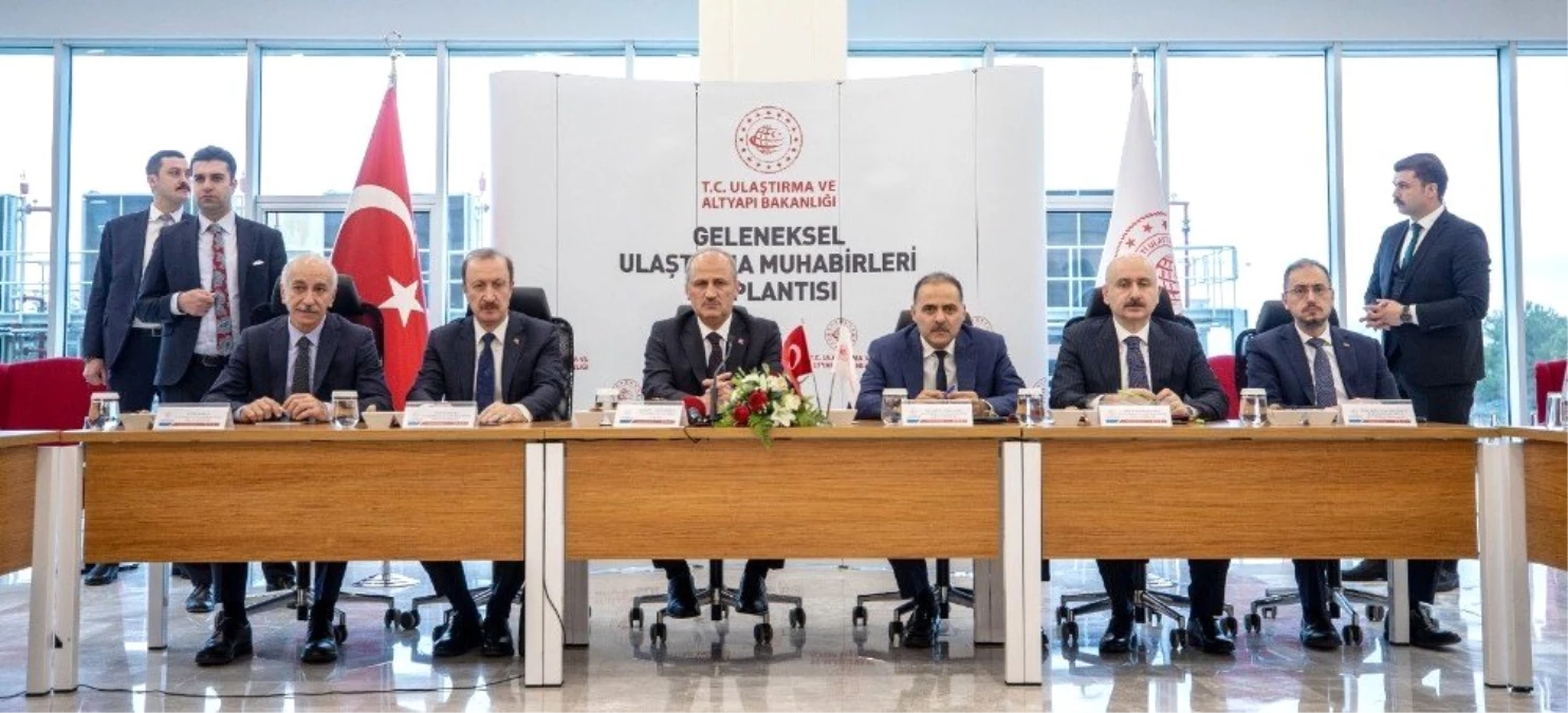 Bakan Turhan: "(Kanal İstanbul) Projenin inşaatı için sahanın imar planlarında işlenmesi gerekiyor,...