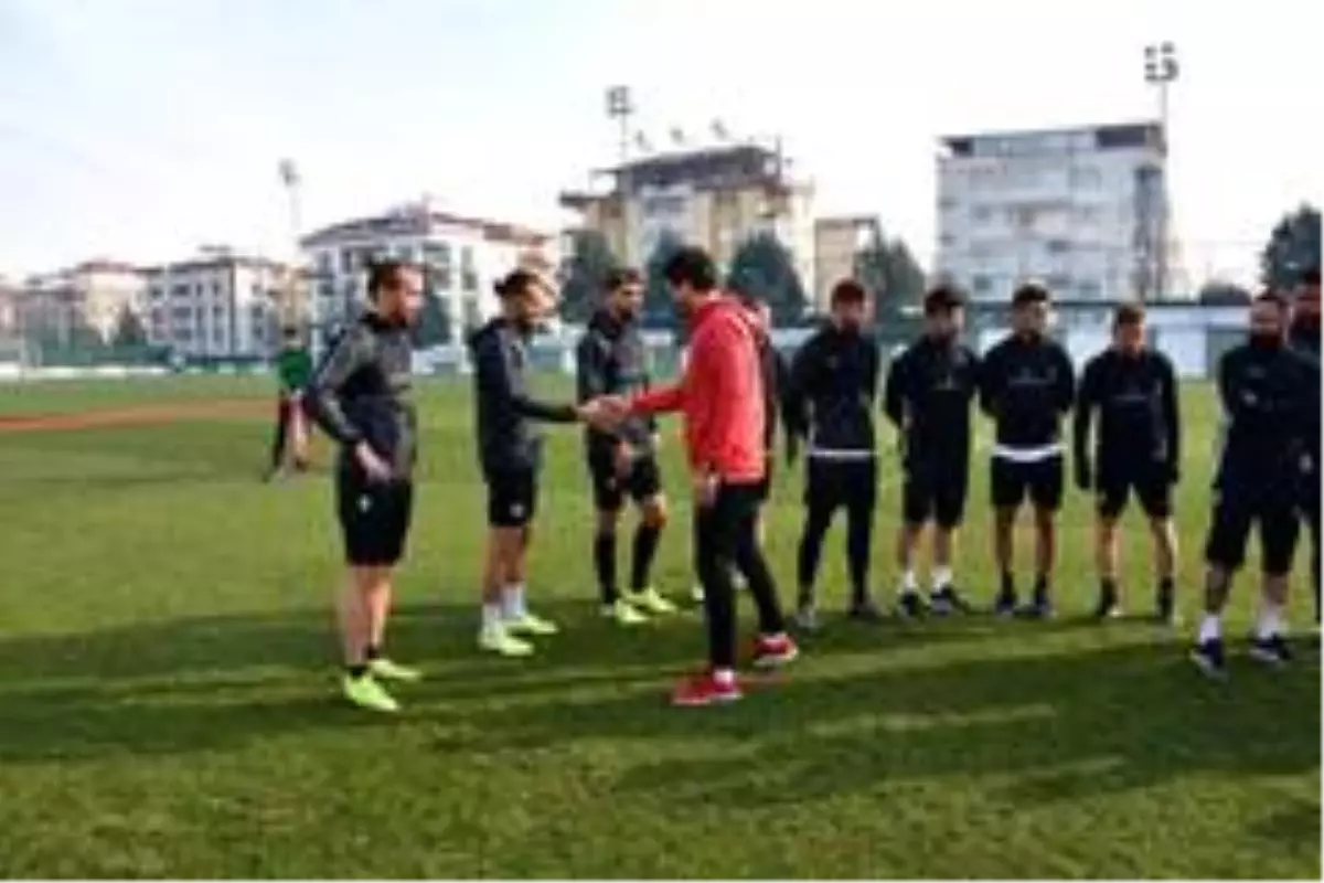 Cihat Arslan Manisa FK ile ilk antrenmana çıktı