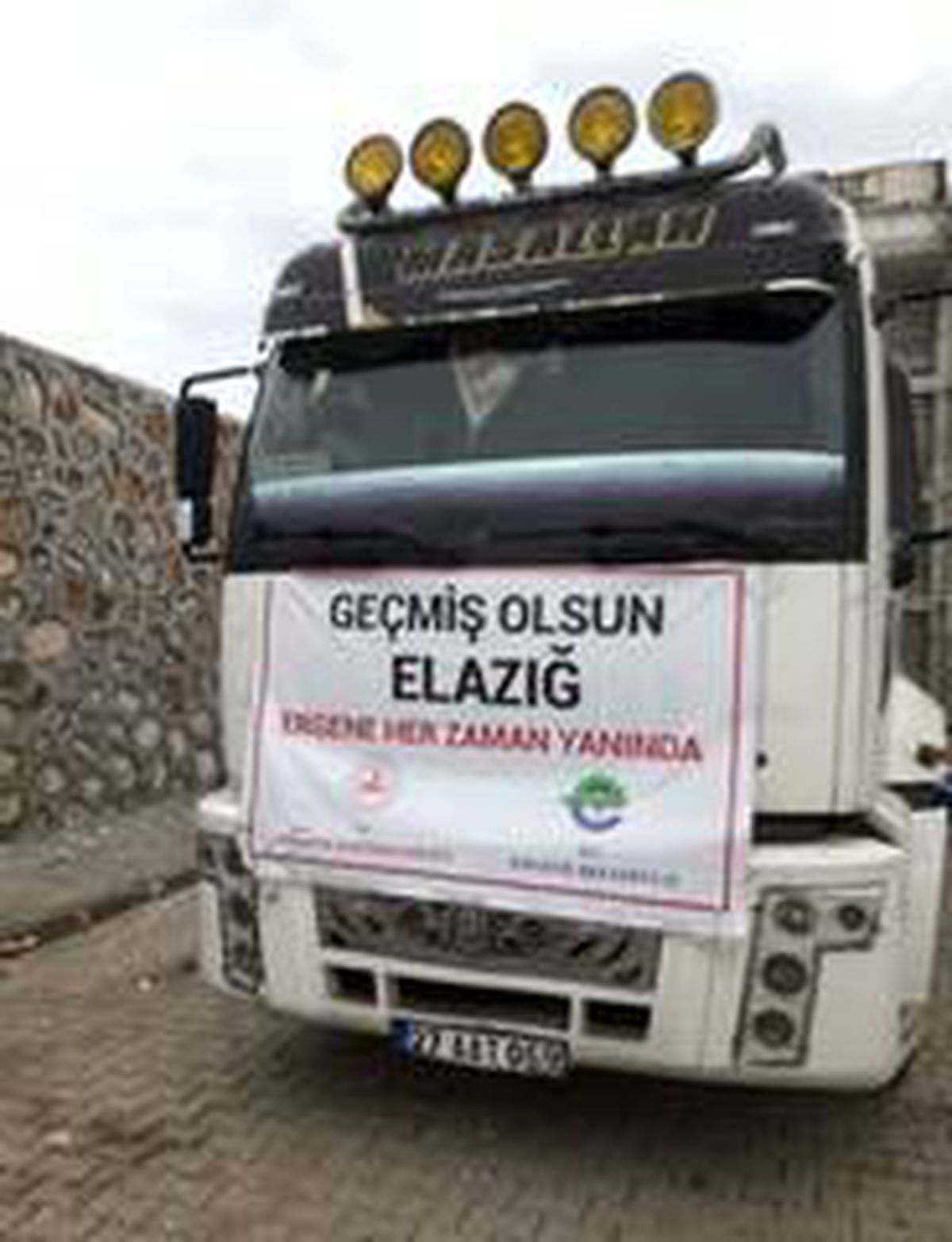 Ergene\'de toplanan yardımlar Elazığ\'a ulaştı
