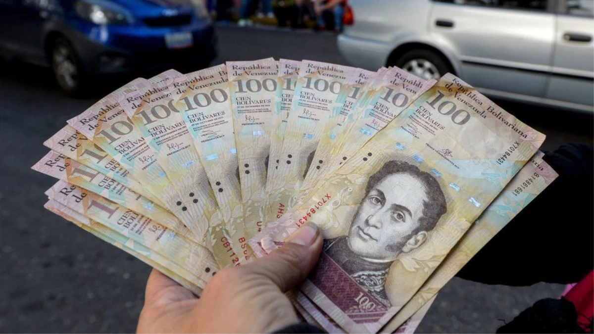 Reuters: Venezuela \'sosyalist ekonomik uygulamaları bıraktı, liberalleşti, bankalar nakit döviz...