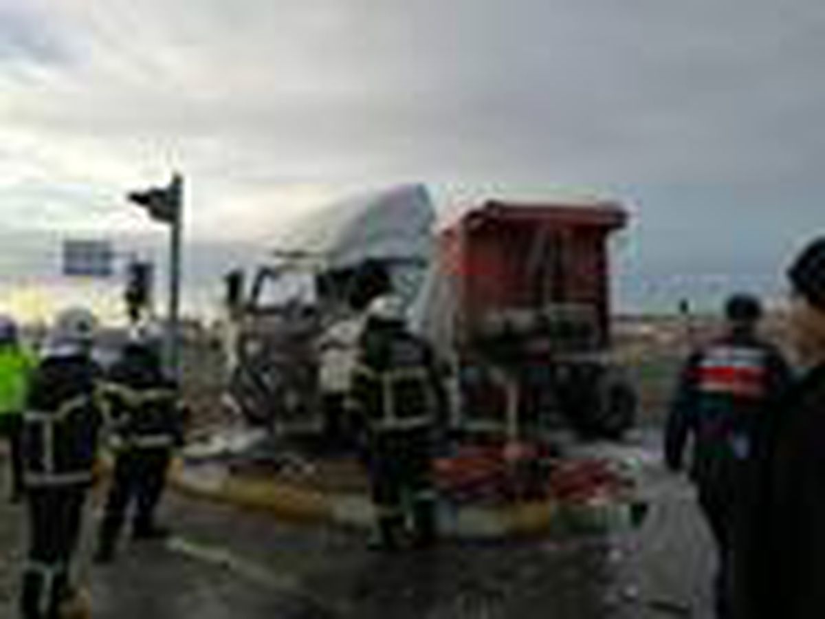 Aksaray\'da TIR\'lar çarpıştı: 1 yaralı
