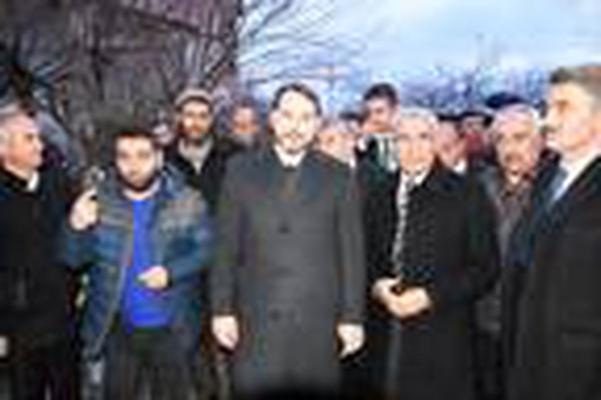 Bakan Albayrak\'tan, Malatya\'daki depremzedelere ziyaret