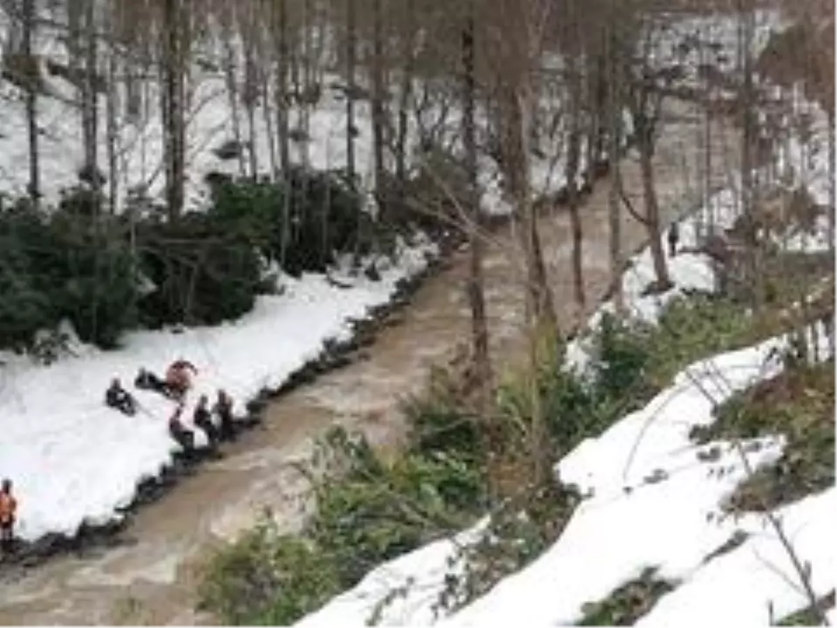 Derede kaybolan operatörü arama çalışmaları devam ediyor