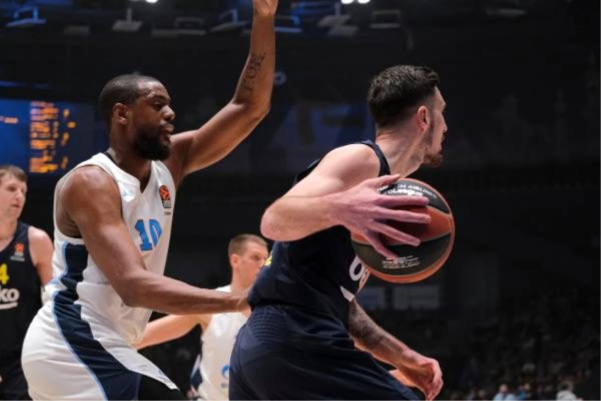 Fenerbahçe Beko: 68-73