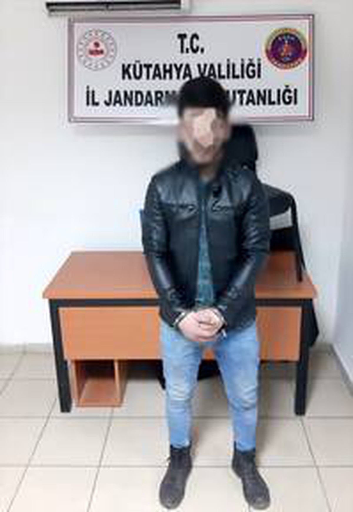 Kütahya\'da 12 suçtan aranan zanlı yakalandı