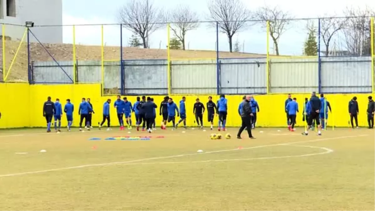 MKE Ankaragücü Kulübü Başkanı Fatih Mert: "Bundan sonra iş hoca ve futbolcularda"