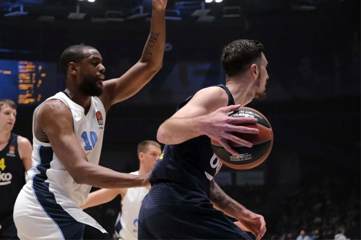 THY Euroleague: Zenit St Petersburg: 68 - Fenerbahçe Beko: 73