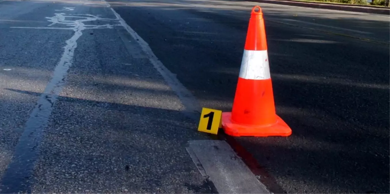 Uçak kazasına giden polis aracı kaza yaptı, 5 polis yaralandı