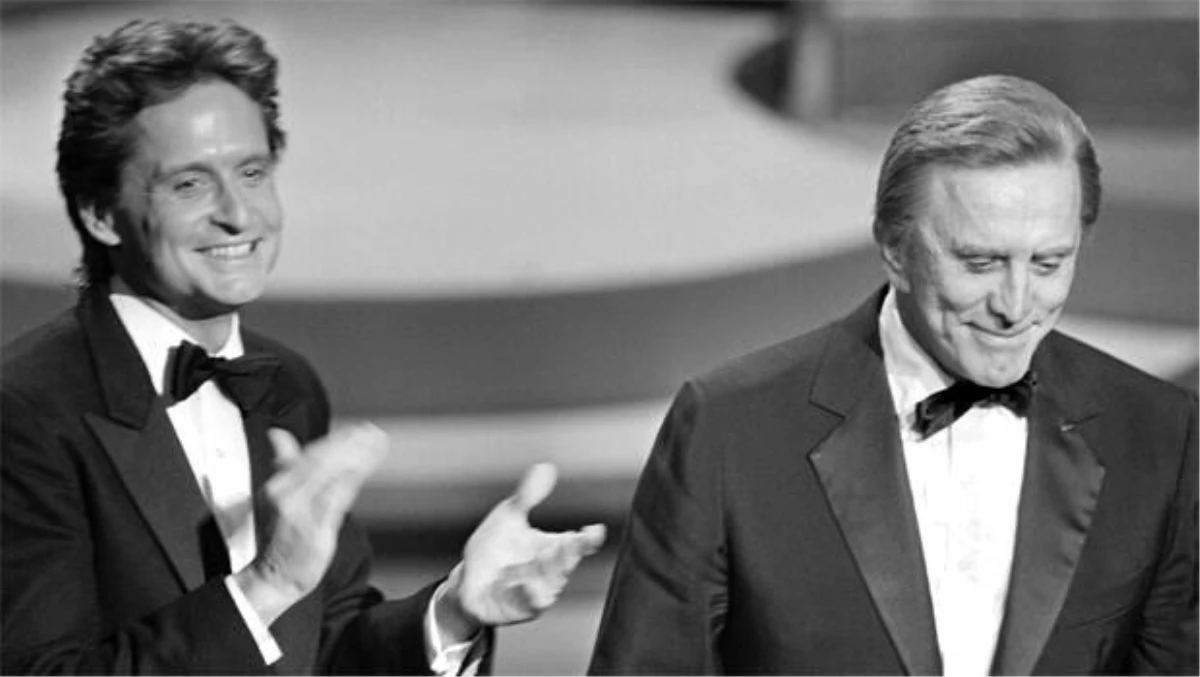 ABD\'li ünlü oyuncu Kirk Douglas hayatını kaybetti