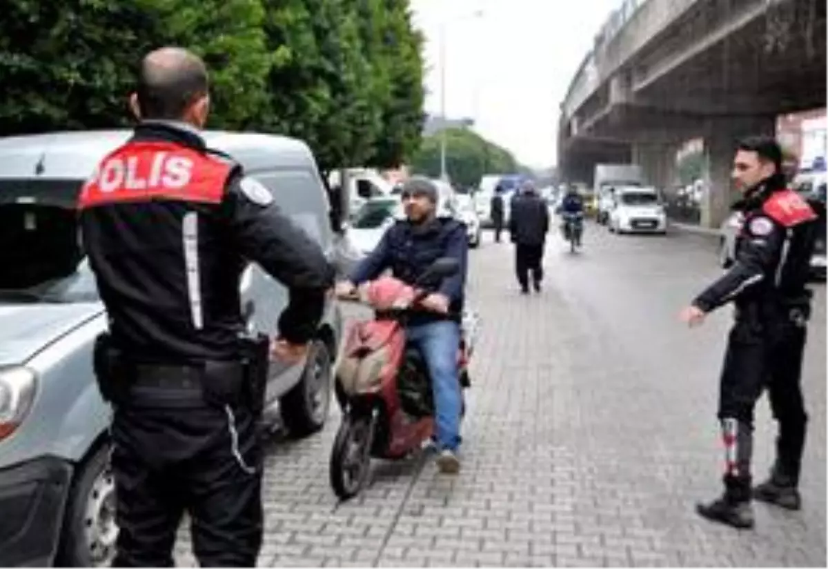 Adana polisinden motosiklet ve elektrikli bisiklet denetimi