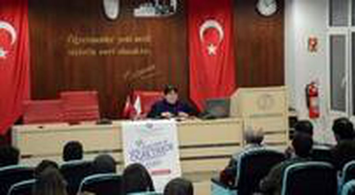 Anadolu Üniversitesi\'nde İngilizce öğretiminde yapılan hatalar konuşuldu