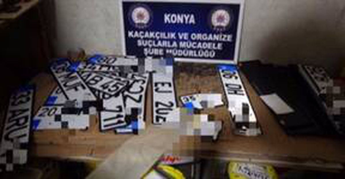 Konya\'da sahte plaka operasyonunda 2 şüpheli gözaltına alındı