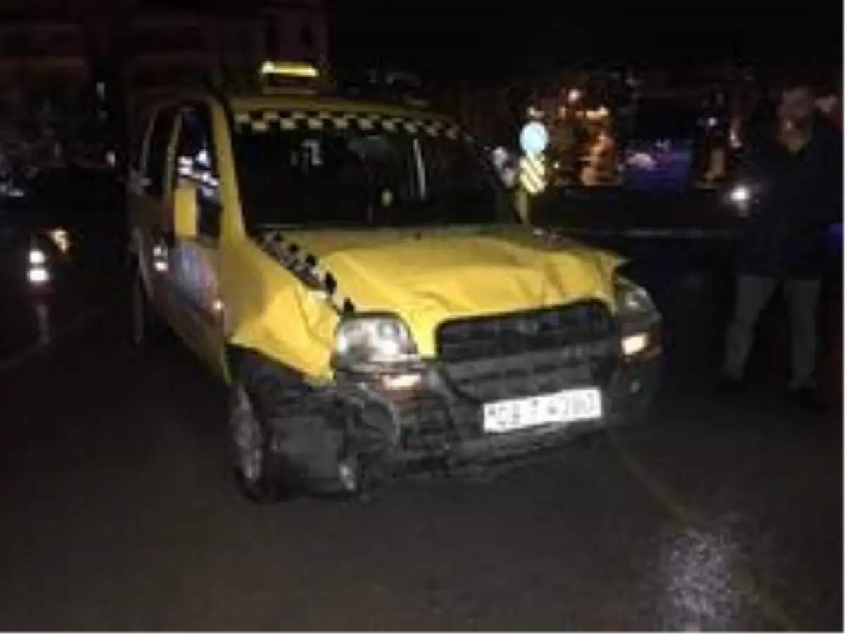 Kuşadası\'nda dikkatsizlik kaza getirdi