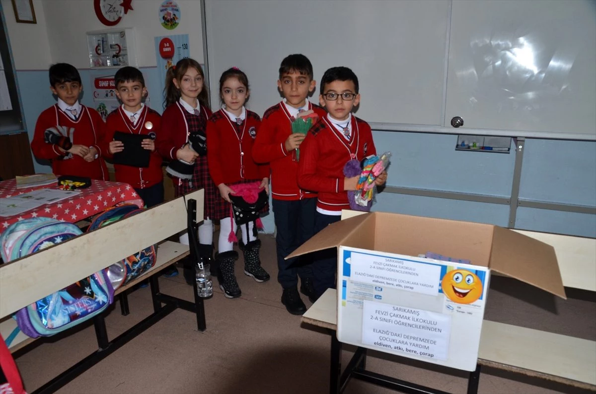 Minik öğrencilerden Elazığlı küçük depremzedeleri "ısıtan" destek