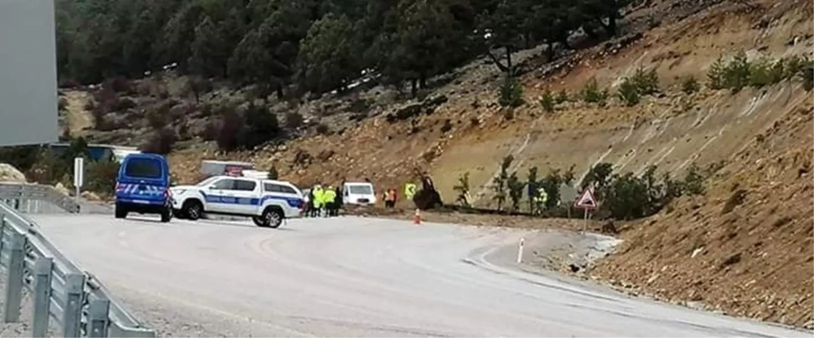 Sertavul Geçidi heyelan nedeniyle ulaşıma kapandı