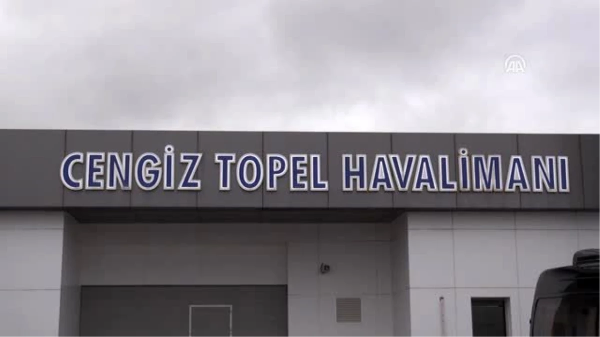 Van\'daki çığ felaketinde şehit olan askerler Karagöz ve Işık\'ın cenazeleri Kocaeli\'ye getirildi