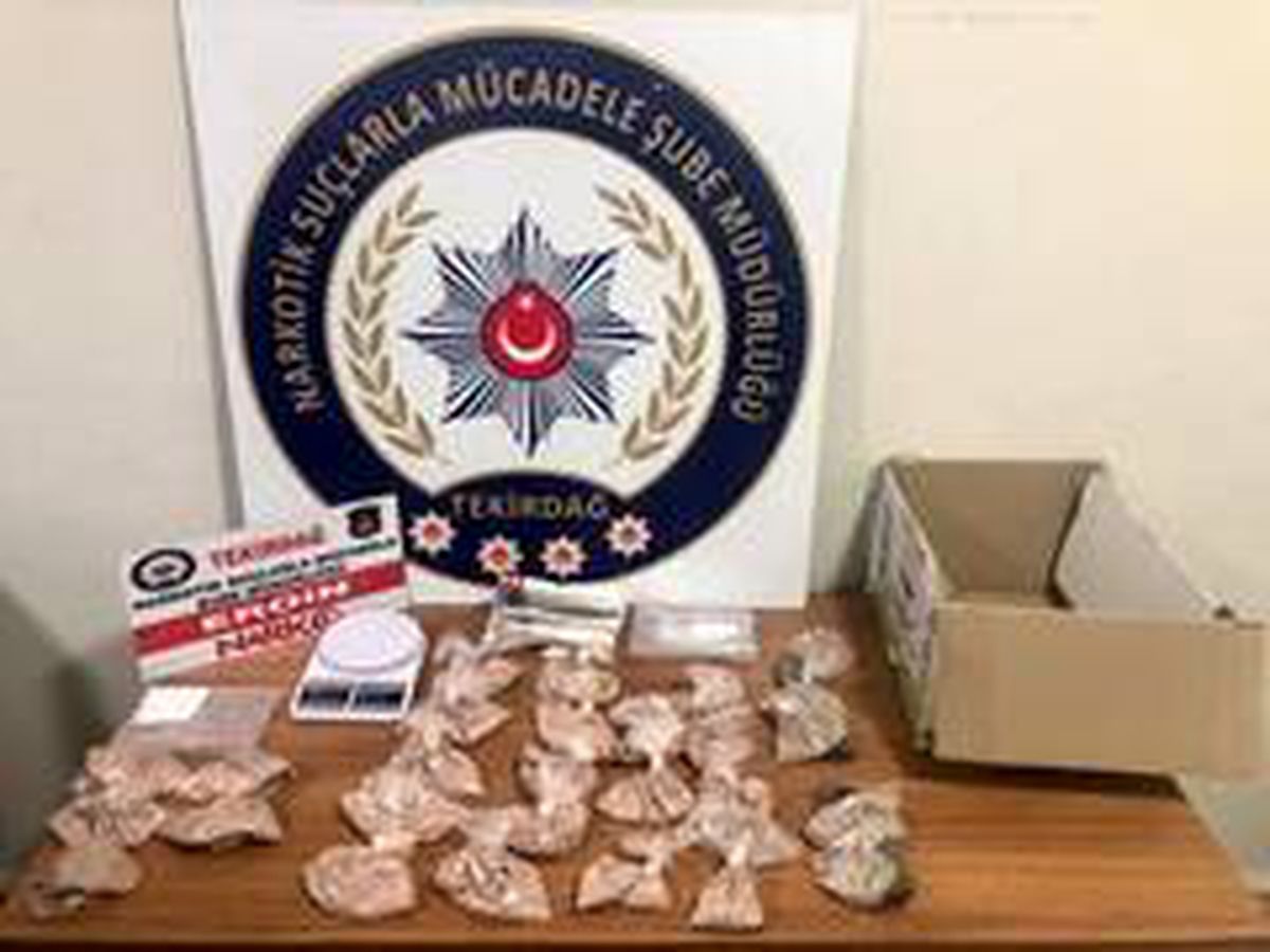 2 kilo uyuşturucu ile yakalanan 2 şahıstan 1\'i tutuklandı