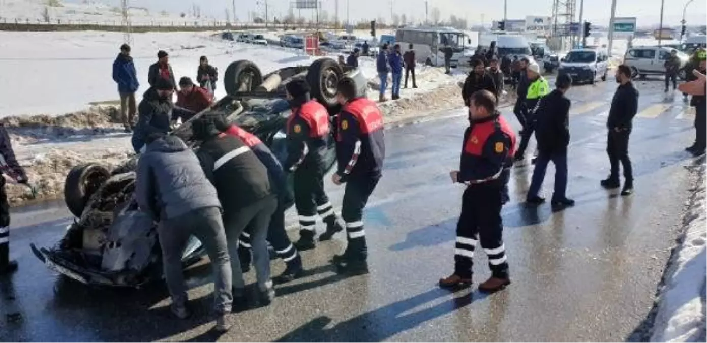 Ağrı\'da trafik kazası: 1 ölü, 2 yaralı