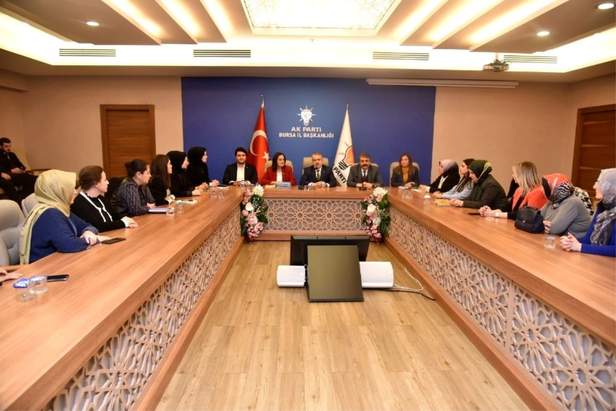 AK Parti Bursa il kadın kolları yönetimi belli oldu