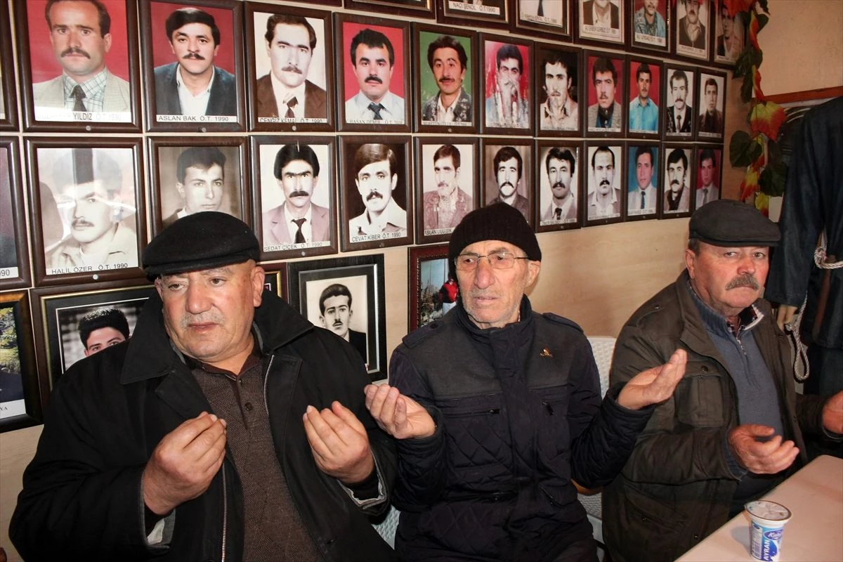 Amasya\'da 30 yıl önce ölen 68 maden işçisi anıldı
