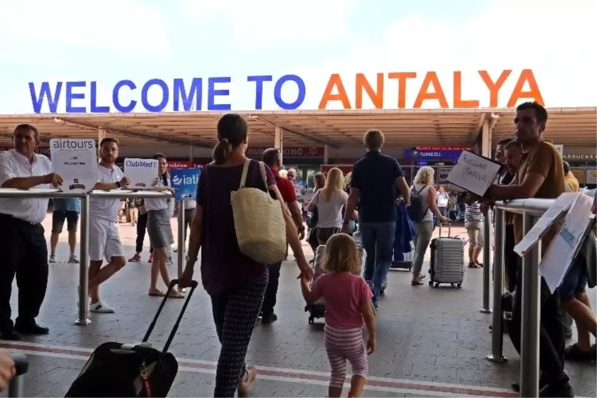 Antalya, 2019\'da tesislerin doluluk oranında yüzde 68,3 ile zirvede