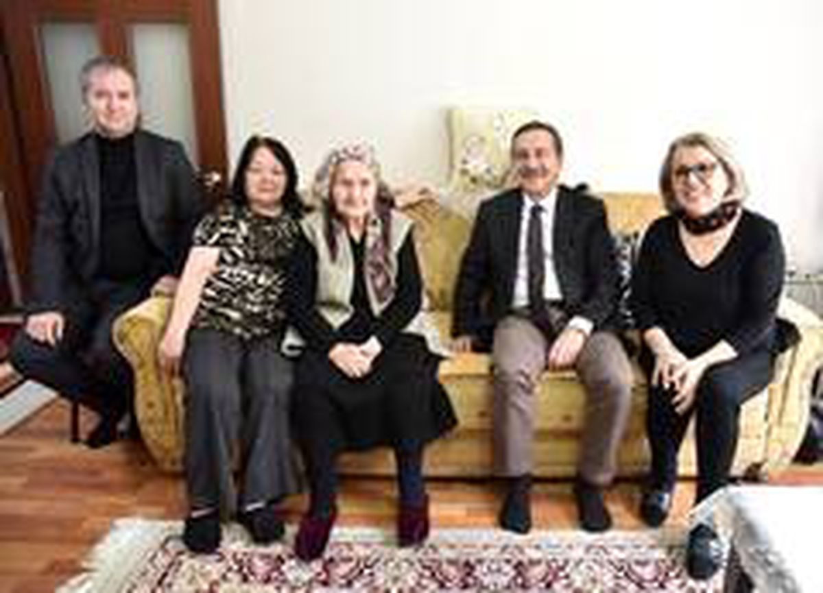 Başkan Ataç\'tan 96 yaşındaki Hanife nineye ziyaret