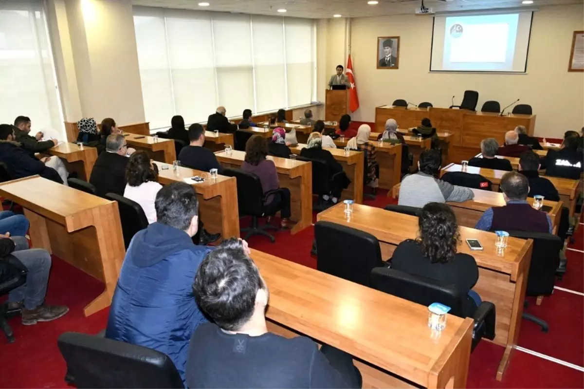 Belediye personeline "Kamuda Etik İlkeler" semineri verildi