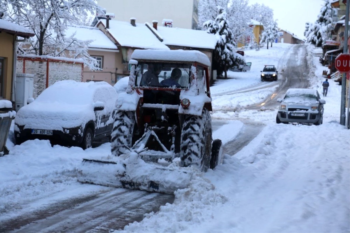 Denizli\'de 3 ilçede okullara kar tatili