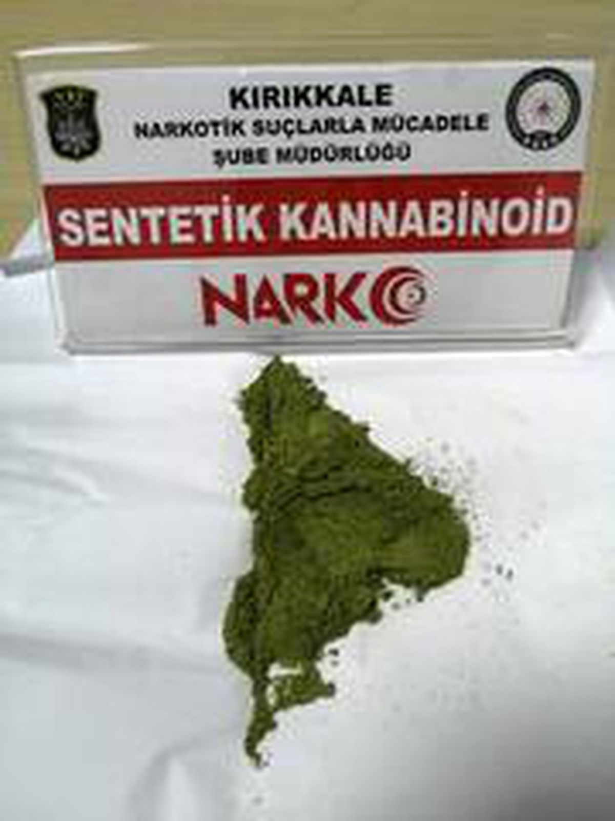 Kırıkkale\'de uyuşturucu ticareti yapan 2 şüpheli tutuklandı