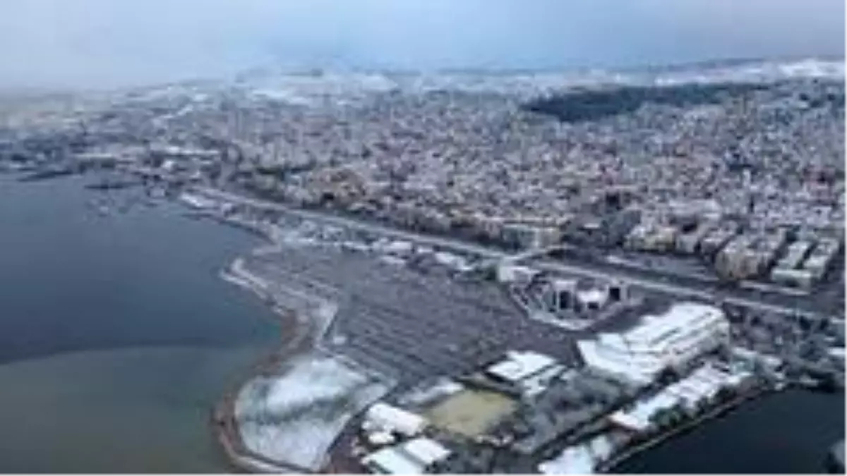 Beyaz örtü ile kaplanan Kocaeli havadan görüntülendi